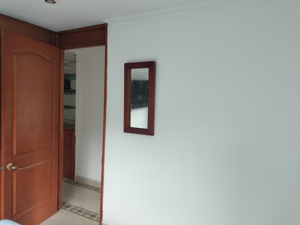Apartamento en venta en El Poblado, Medellín · foto 9 de 16