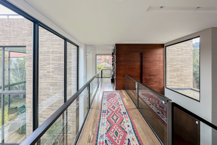 Casa de 5 alcobas en venta en Usaquen, Bogotá, 889 m² · foto 8 de 24