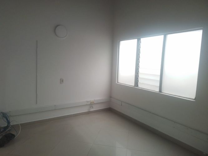 Oficina en arriendo en Laureles, Medellín, 65 m² · foto 5 de 7