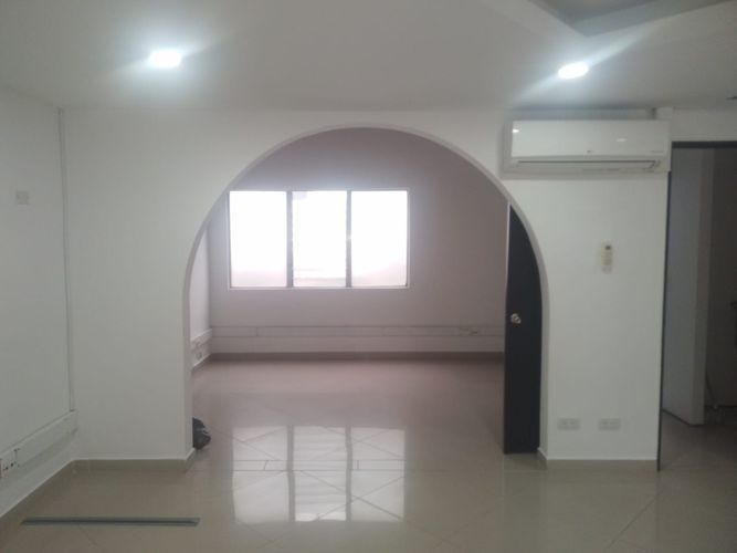 Oficina en arriendo en Laureles, Medellín, 65 m² · foto 2 de 7