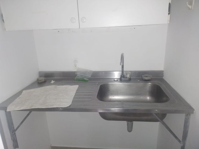 Oficina en arriendo en Laureles, Medellín, 65 m² · foto 4 de 7
