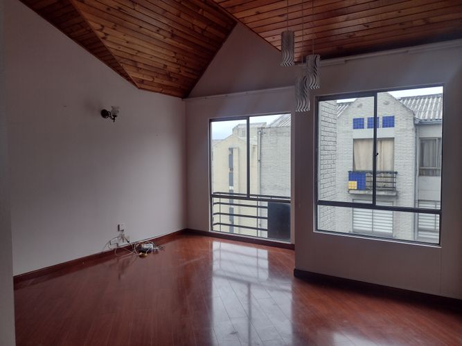Apartamento de 3 alcobas en venta en Plaza De Las Américas, Bogotá, 60 m² · foto 3 de 23