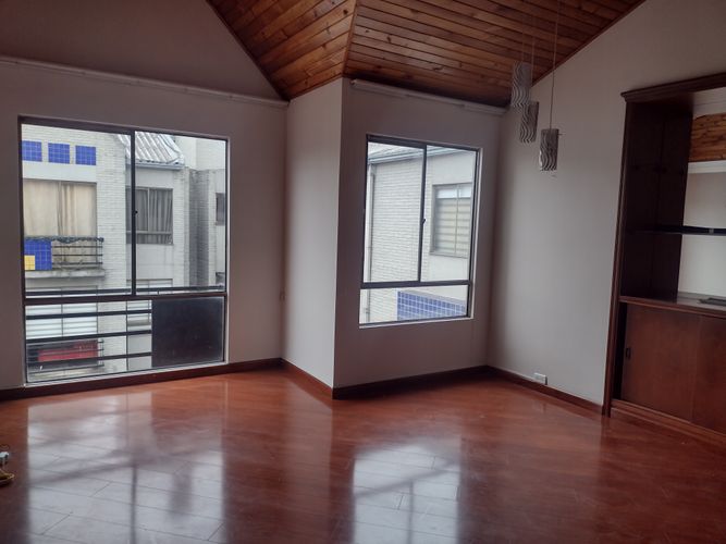 Apartamento de 3 alcobas en venta en Plaza De Las Américas, Bogotá, 60 m² · foto 2 de 23
