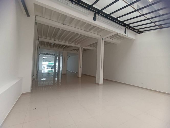 Local en arriendo en El Centro, Manizales, 250 m² · foto 2 de 3