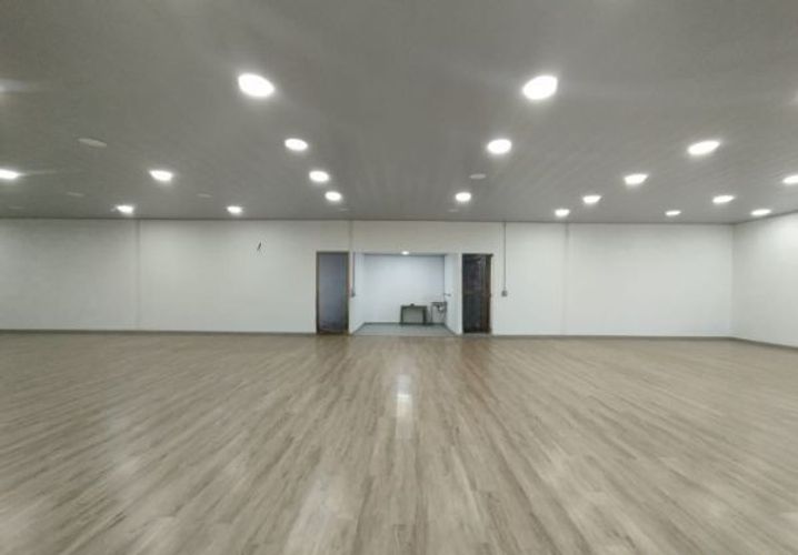 Bodega en arriendo en Camino Verde, Envigado, 680 m² · foto 8 de 20
