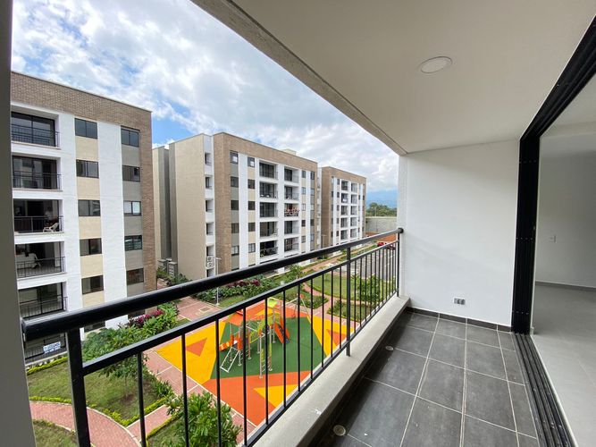 Apartamento de 2 alcobas en venta en Parque Natura, Jamundí, 90 m² · foto 2 de 21
