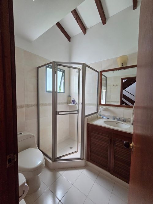 Casa de 4 alcobas en venta en Las Mercedes, Jamundí, 1520 m² · foto 12 de 15
