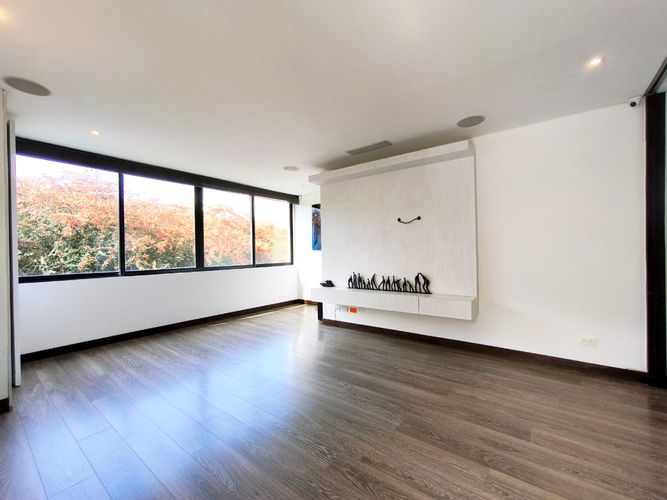 Casa de 3 alcobas en venta en Meusa, Sopó, 1858 m² · foto 14 de 24