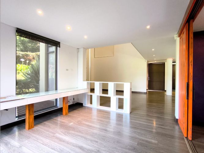Casa de 3 alcobas en venta en Meusa, Sopó, 1858 m² · foto 7 de 24