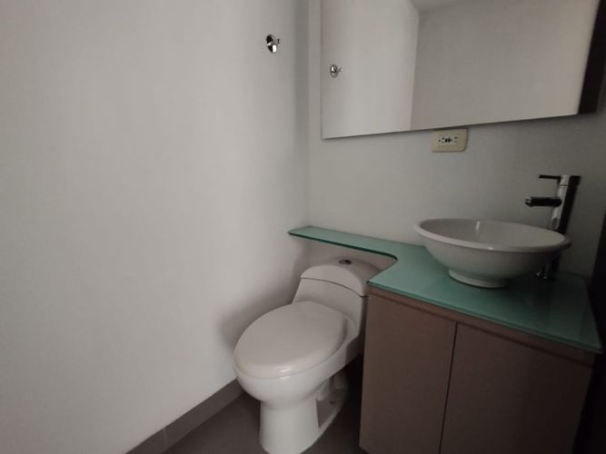 Apartamento de 3 alcobas en arriendo en Loma Del Escobero, Envigado, 150 m² · foto 7 de 20