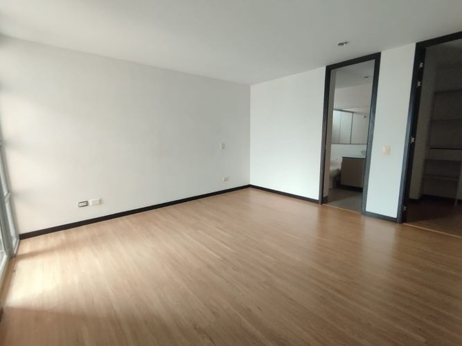 Apartamento de 3 alcobas en arriendo en Loma Del Escobero, Envigado, 150 m² · foto 8 de 20