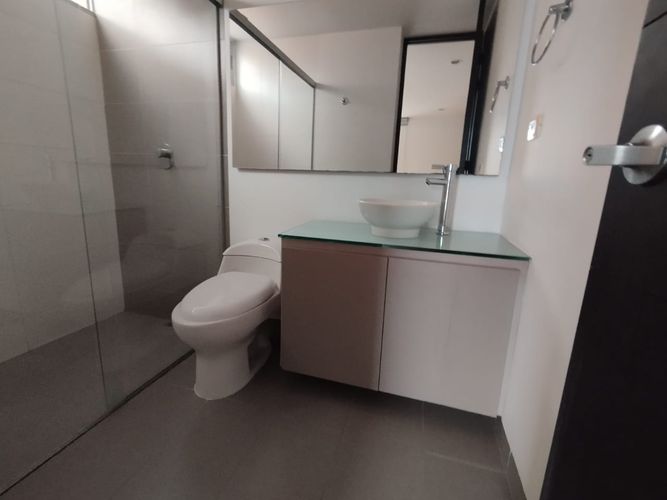 Apartamento de 3 alcobas en arriendo en Loma Del Escobero, Envigado, 150 m² · foto 9 de 20
