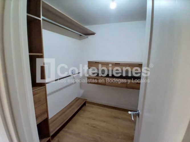 Casa de 3 alcobas en arriendo en Montessori, Envigado, 179 m² · foto 17 de 24
