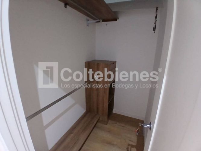 Casa de 3 alcobas en arriendo en Montessori, Envigado, 179 m² · foto 19 de 24