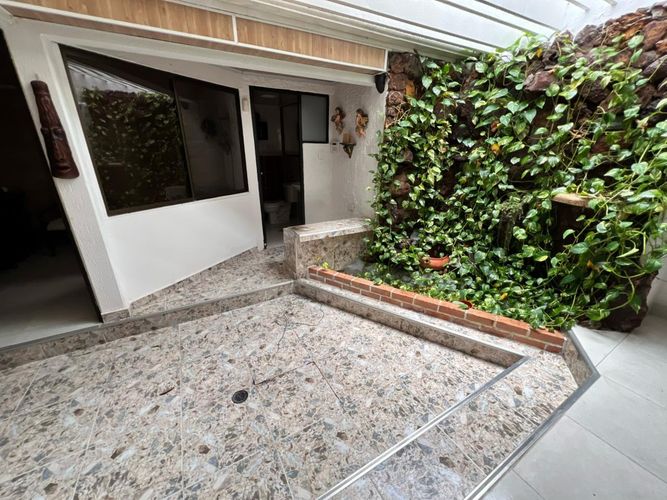 Casa de 5 alcobas en venta en Triangulo, Villavicencio, 234 m² · foto 4 de 24