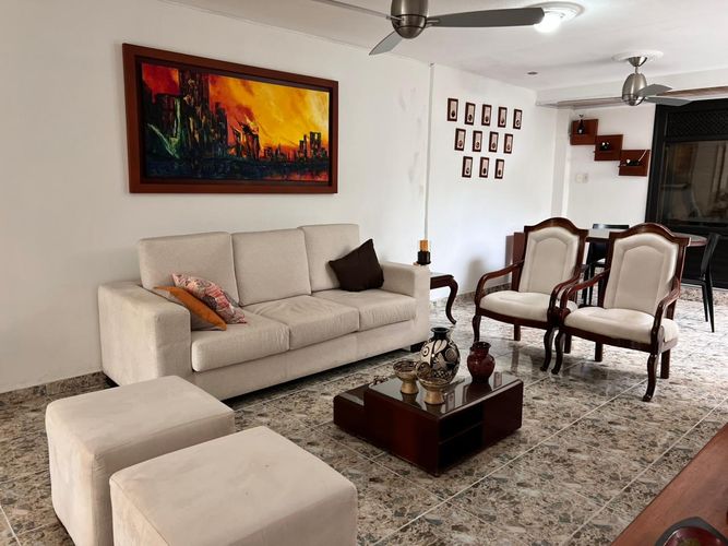 Casa de 5 alcobas en venta en Triangulo, Villavicencio, 234 m² · foto 6 de 24