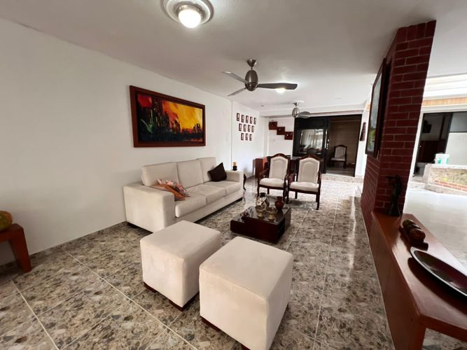 Casa de 5 alcobas en venta en Triangulo, Villavicencio, 234 m² · foto 7 de 24