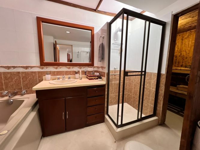 Casa de 5 alcobas en venta en Triangulo, Villavicencio, 234 m² · foto 19 de 24