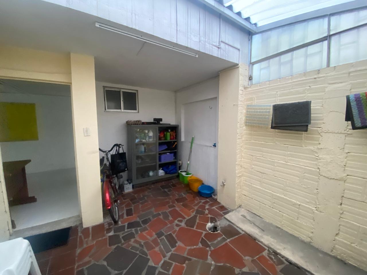 Casa en venta en La Española, Bogotá · foto 3 de 15