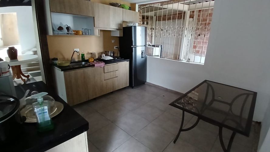 Edificio en venta en Santa Monica, Cali, 1000 m² · foto 7 de 24