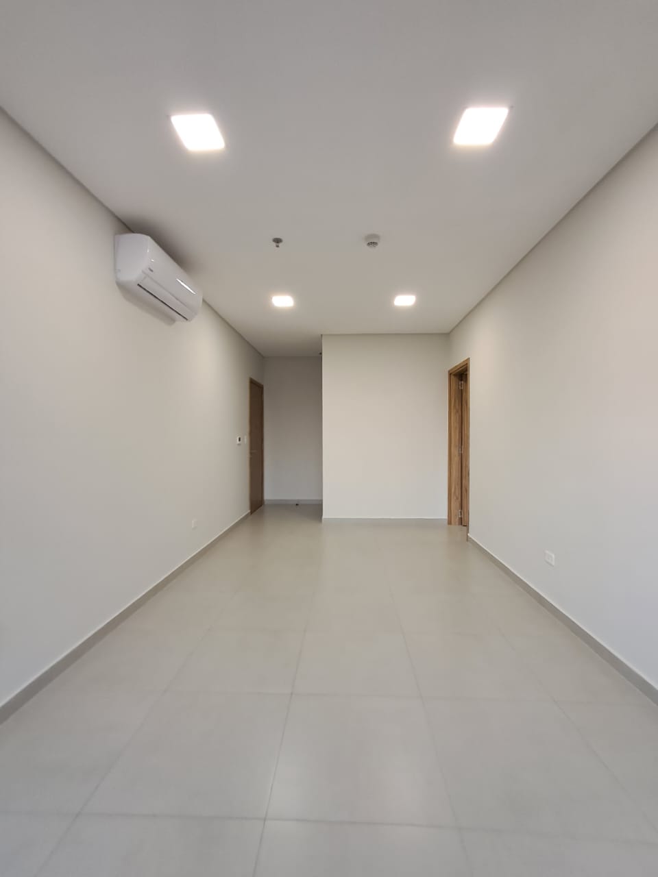 Departamento en Alquiler: 2 Dormitorios, Ubicación Premium sobre Molas López — foto 2