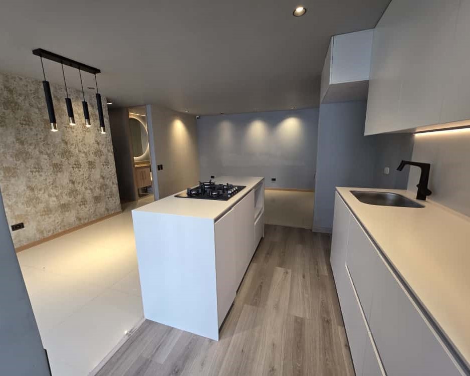 Apartamento en arriendo en El Poblado, Medellín · foto 6 de 17