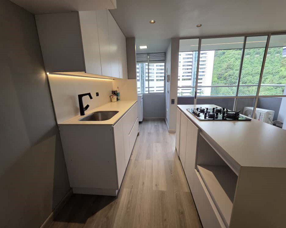 Apartamento en arriendo en El Poblado, Medellín · foto 7 de 17