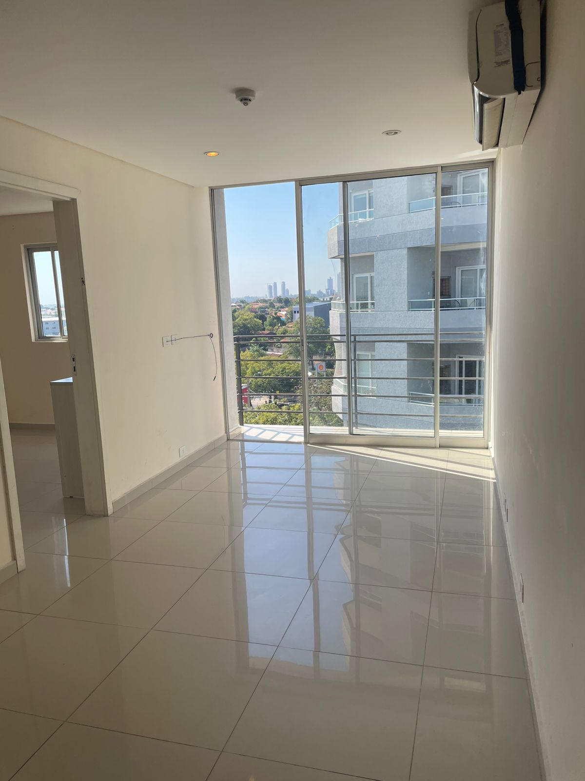 ALQUILO HERMOSO DPTO 1 DORM BARRIO JARA ZONA UNIV AMERICANA — foto 2