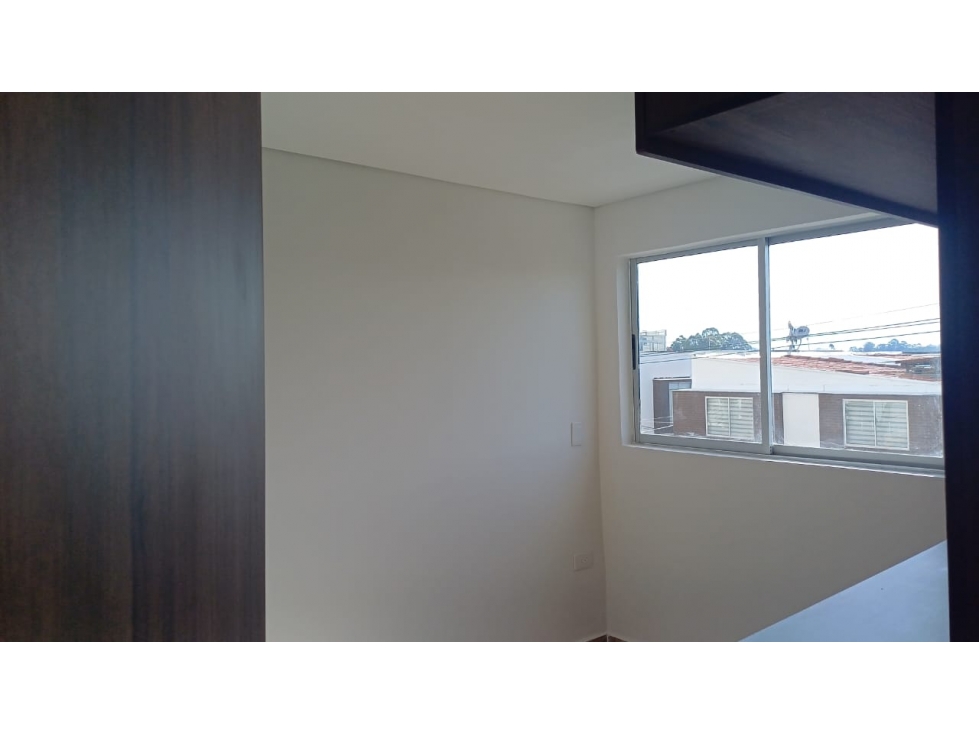 Apartamento en venta en La Primavera, Marinilla · foto 2 de 10