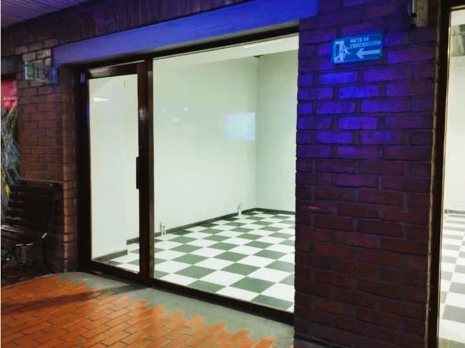 Local en venta en Villa Nueva, Medellín, 21 m² · foto 3 de 14