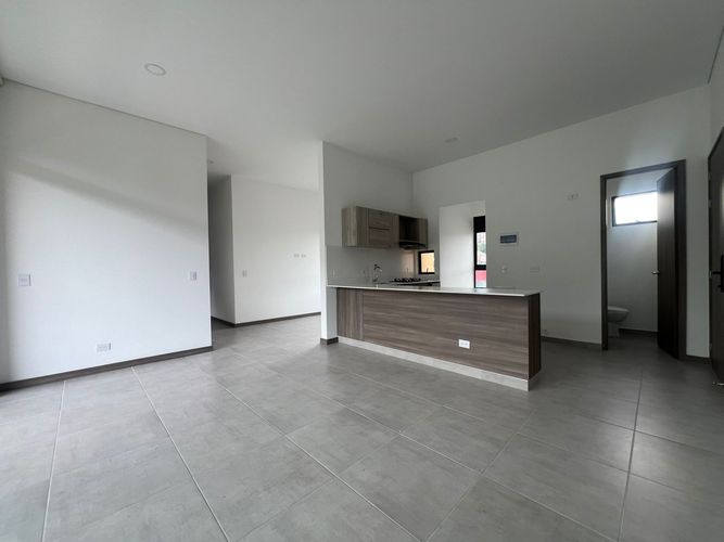 Apartamento de 3 alcobas en arriendo en Camino Verde, Envigado, 96 m² · foto 5 de 16