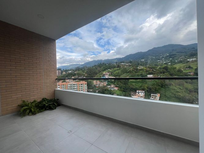 Apartamento de 3 alcobas en arriendo en Camino Verde, Envigado, 96 m² · foto 16 de 16