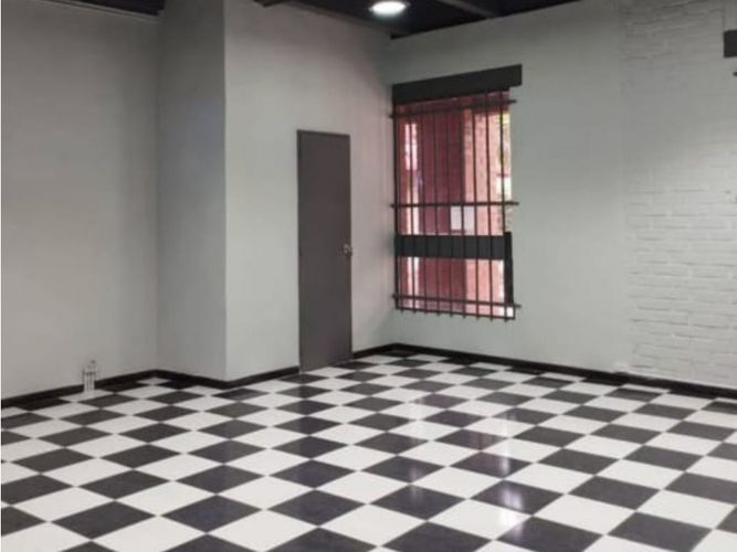 Local en venta en Villanueva, Medellín, 20 m² · foto 3 de 13