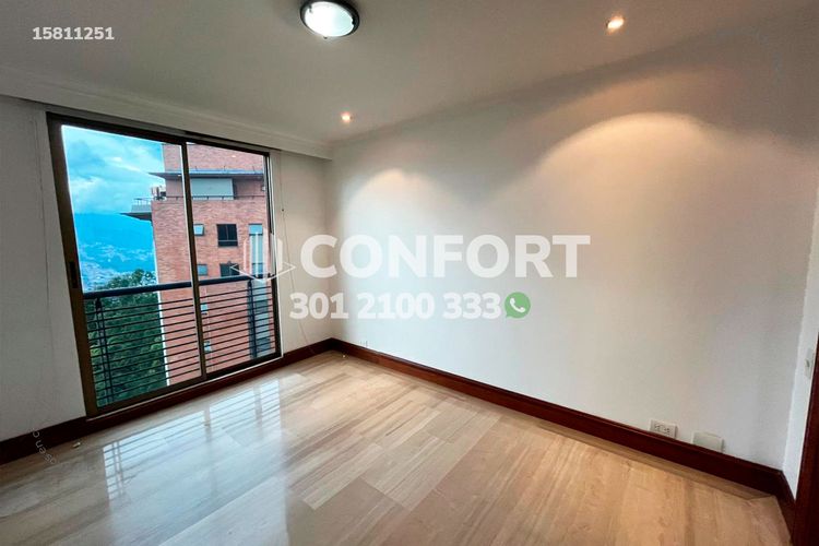 Apartamento de 3 alcobas en arriendo en Los Balsos, Medellín, 220 m² · foto 14 de 24