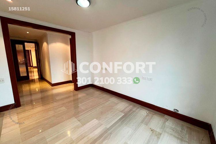 Apartamento de 3 alcobas en arriendo en Los Balsos, Medellín, 220 m² · foto 15 de 24