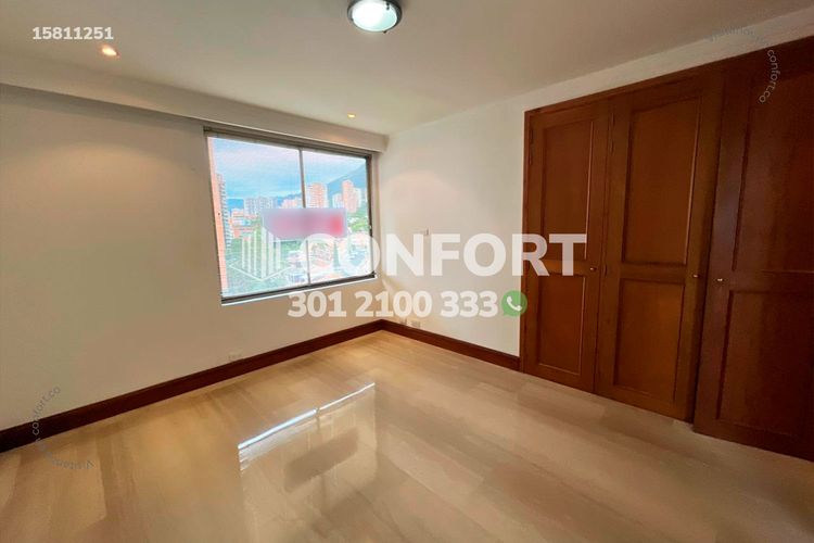 Apartamento de 3 alcobas en arriendo en Los Balsos, Medellín, 220 m² · foto 20 de 24