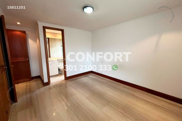 Apartamento de 3 alcobas en arriendo en Los Balsos, Medellín, 220 m² · foto 19 de 24