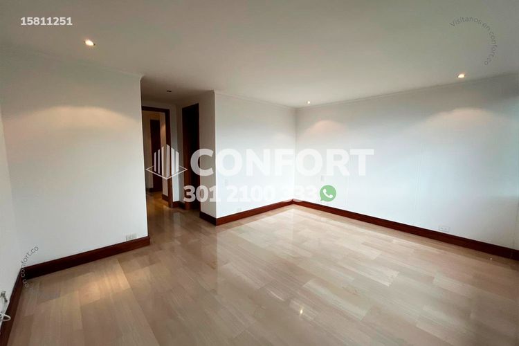 Apartamento de 3 alcobas en arriendo en Los Balsos, Medellín, 220 m² · foto 24 de 24