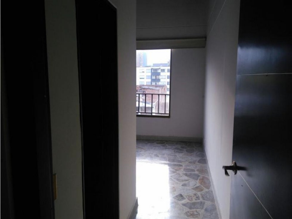 Apartamento en venta en Simon Bolivar, Medellín · foto 3 de 16