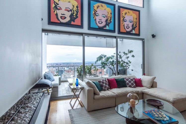 Apartamento de 2 alcobas en venta en Los Rosales, Bogotá, 209 m² · foto 10 de 23