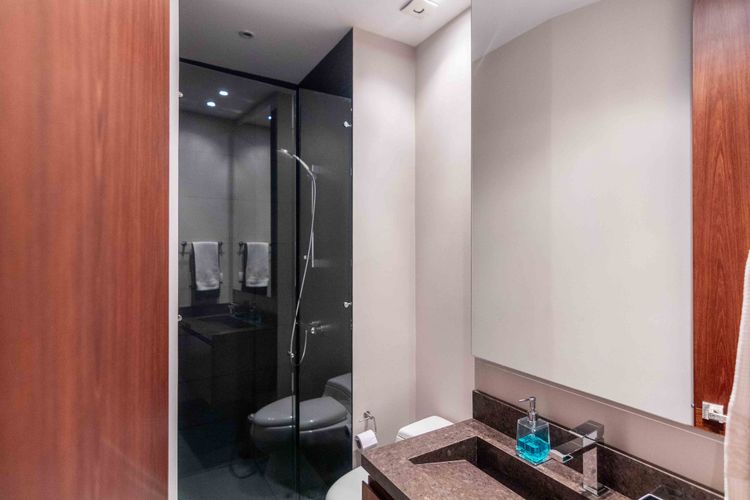 Apartamento de 2 alcobas en venta en Los Rosales, Bogotá, 209 m² · foto 12 de 23