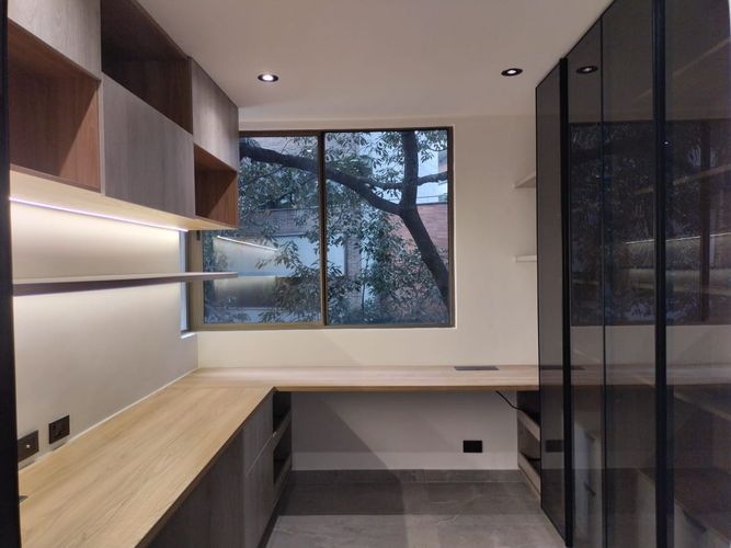 Apartamento de 2 alcobas en venta en El Poblado, Medellín, 101 m² · foto 6 de 15