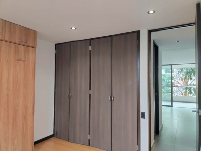 Apartamento de 2 alcobas en venta en El Poblado, Medellín, 101 m² · foto 12 de 15