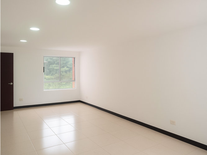 Apartamento de 4 alcobas en venta en Betania, Sabaneta, 150 m² · foto 9 de 24