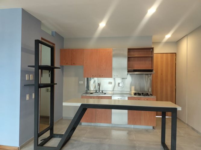 Apartamento en venta en El Poblado, Medellín · foto 6 de 13
