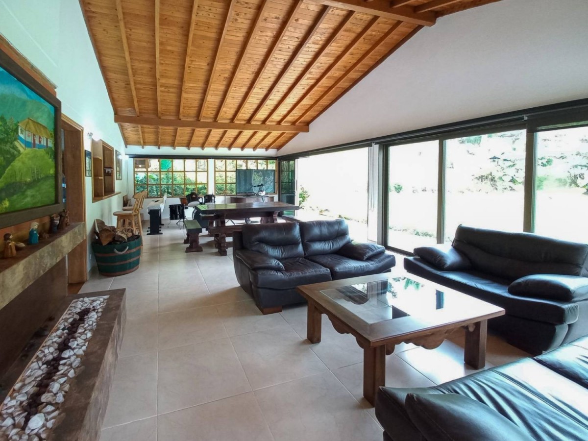 2BR House in Vía Las Palmas (6400 m²) - 3