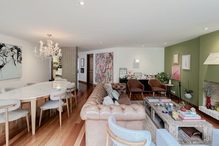 Apartamento de 3 alcobas en venta en Los Rosales, Bogotá, 177 m² · foto 3 de 21
