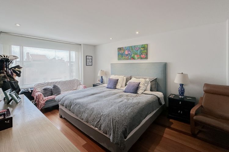 Apartamento de 3 alcobas en venta en Los Rosales, Bogotá, 177 m² · foto 10 de 21