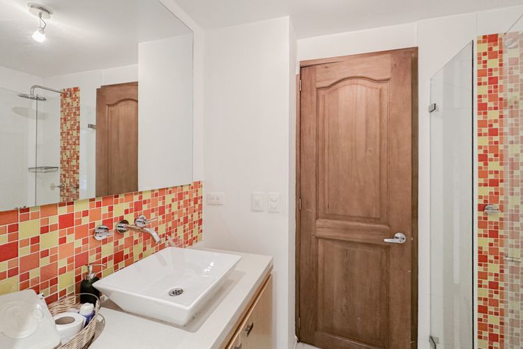 Apartamento de 3 alcobas en venta en Los Rosales, Bogotá, 177 m² · foto 19 de 21