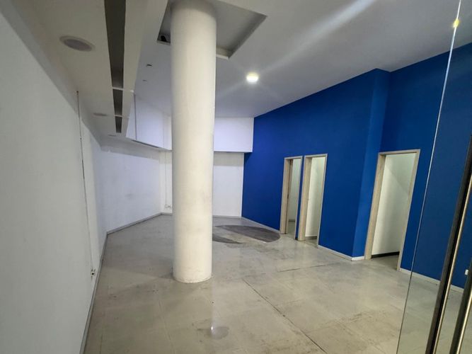 Local en arriendo en El Poblado, Medellín, 66 m² · foto 5 de 7